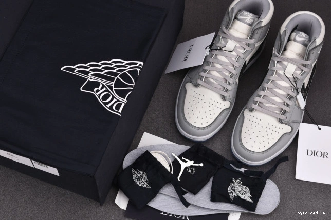 (DR x DR box) CN8607-002 shoe Retro Jordan 1 High 0805